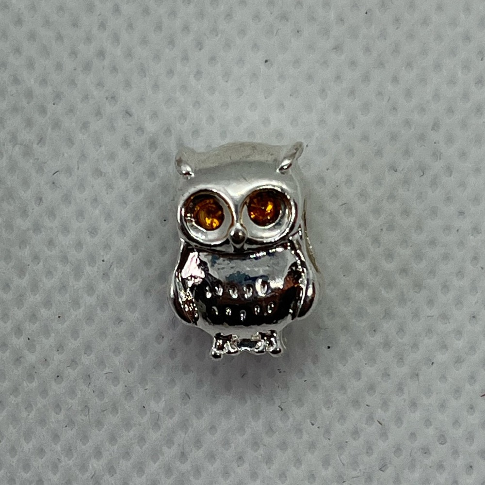 Avon silver tone slide charm owl